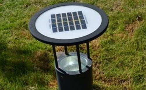 别墅庭院氛围营造:两当草坪灯选型与布光技巧 别墅庭院氛围营造:两当草坪灯选型与布光技巧