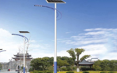 两当两当太阳能路灯价格差在哪？影响造价的4大核心因素揭秘